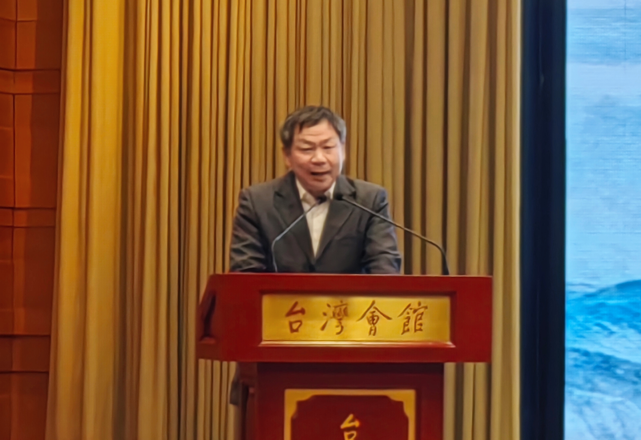 1768619305293571.jpg 12681768619024_.pic_hd.jpg