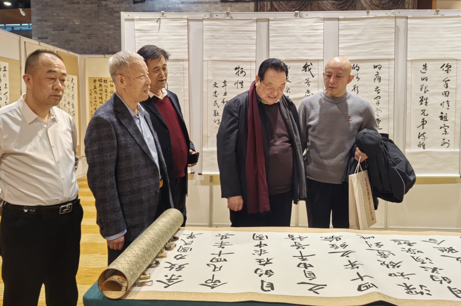 1768620103711663.jpg 12741768620097_.pic.jpg